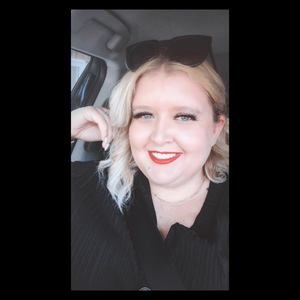 Meet your Posher, Kelly-anne